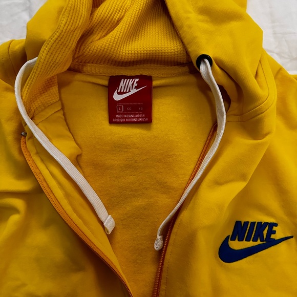 Large full zip Nike Hoodie like new condition lightly worn. SEE LAST TWO PICS - Picture 4 of 7